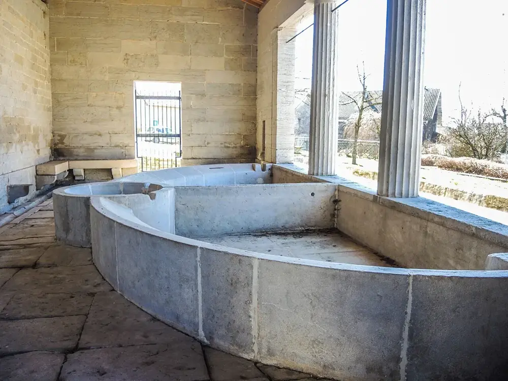 Bassins du lavoir. Saône